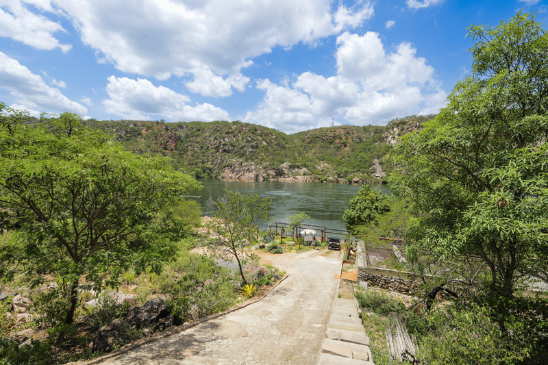 Paulo Afonso, comportas abertas, Chesf, Bahia, Vale do Sal