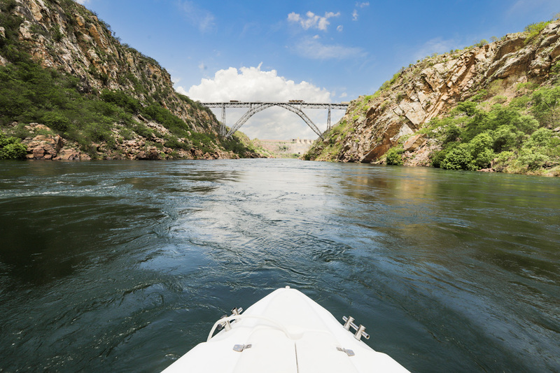 Paulo Afonso, comportas abertas, Chesf, Bahia, Vale do Sal